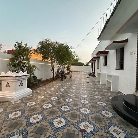 Arunachala Sashwin Guest House Tiruvannāmalai Dış mekan fotoğraf