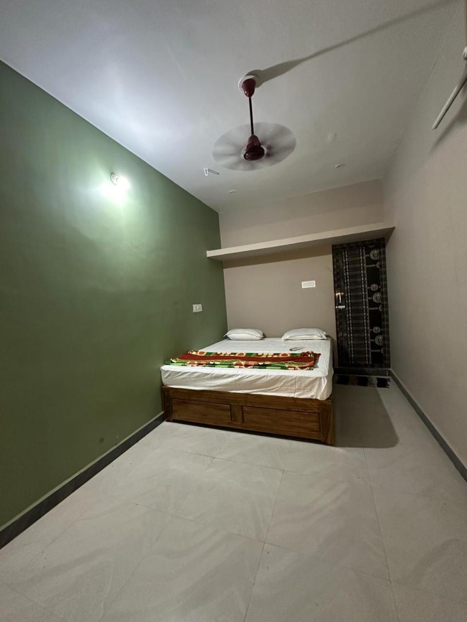 Arunachala Sashwin Guest House Tiruvannāmalai Dış mekan fotoğraf
